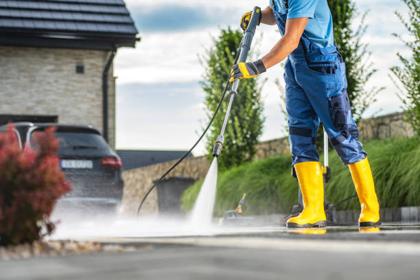 Best Deck Pressure Washing  in Monticello, MS